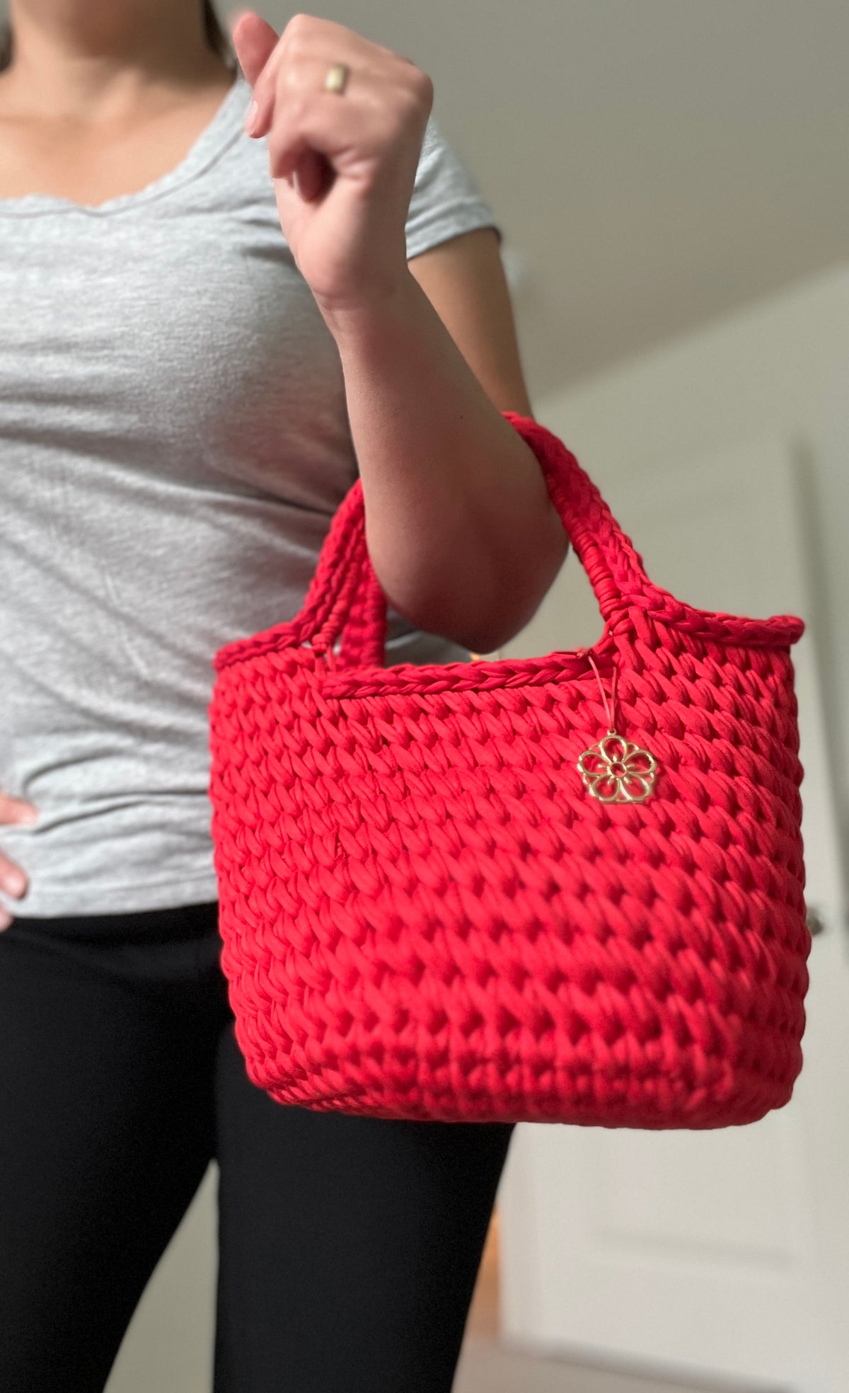 Leaning Tshirt yarn Handbag Red