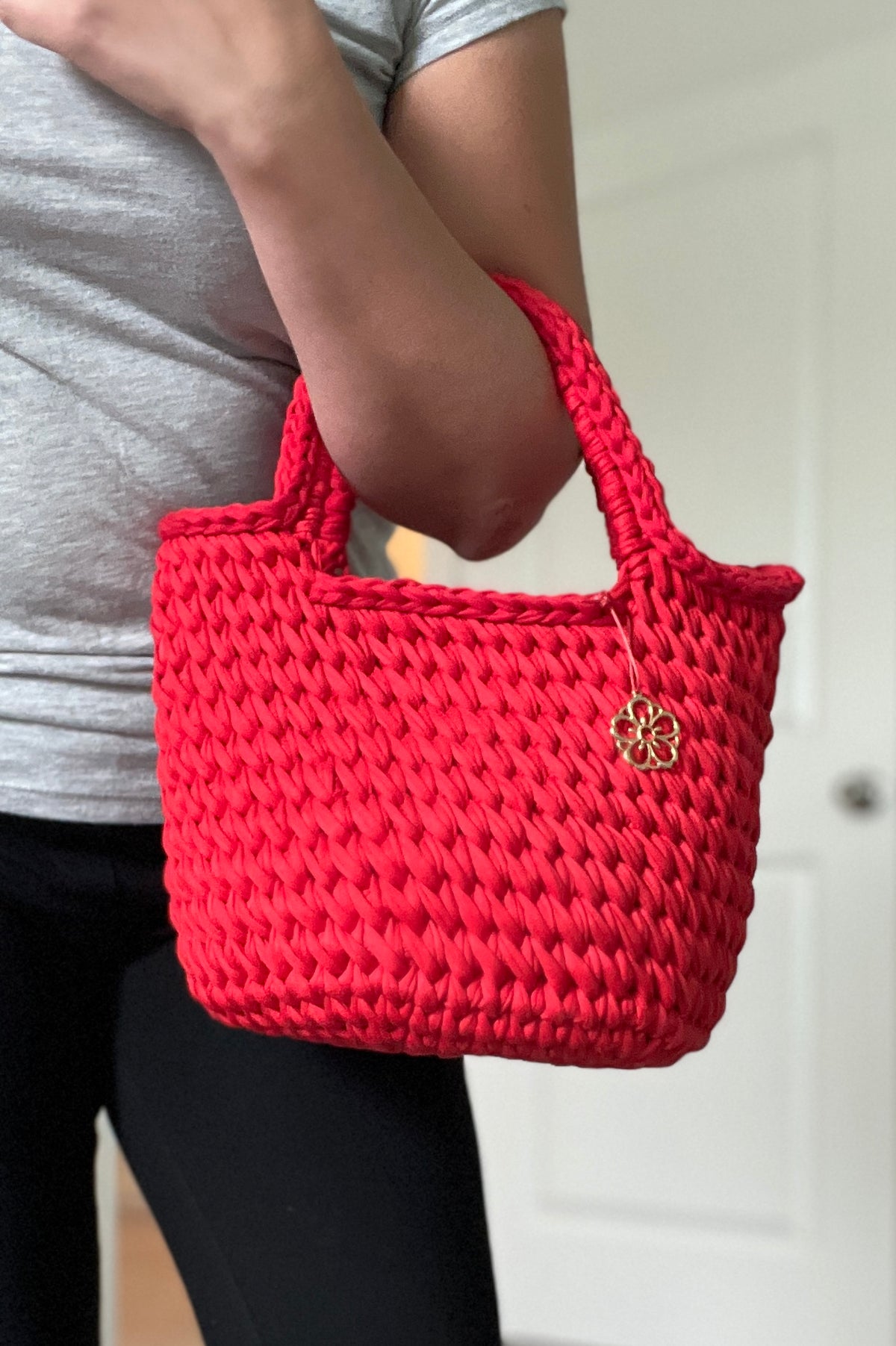 Leaning Tshirt yarn Handbag Red